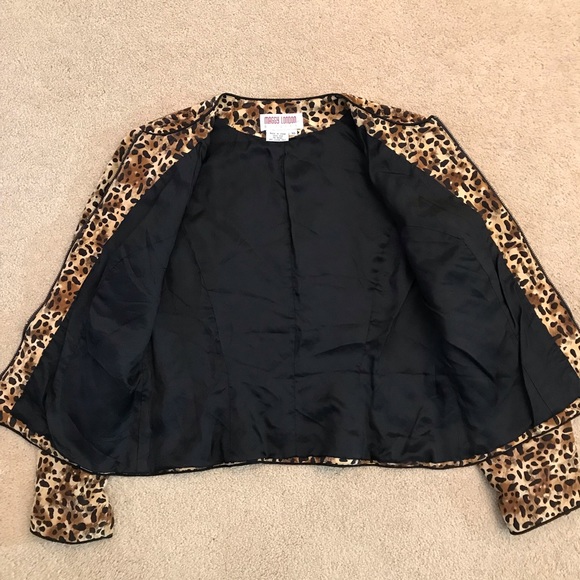 Maggy London Silk Cheetah Print Jacket Size 10 US Medium Tan Black Zip Up - Picture 2 of 8